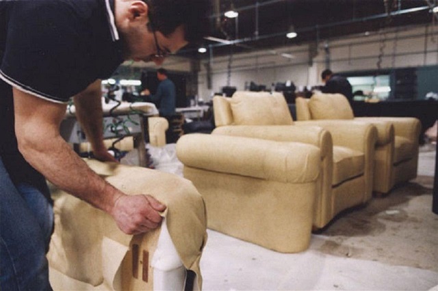 The requalification of workers in the upholstered furniture district of Matera